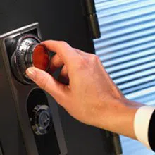 Advantage Locksmith Store Pineville, NC 704-626-1364 Advantage Locksmith Store Pineville, NC 704-626-1364 - sb-com-01